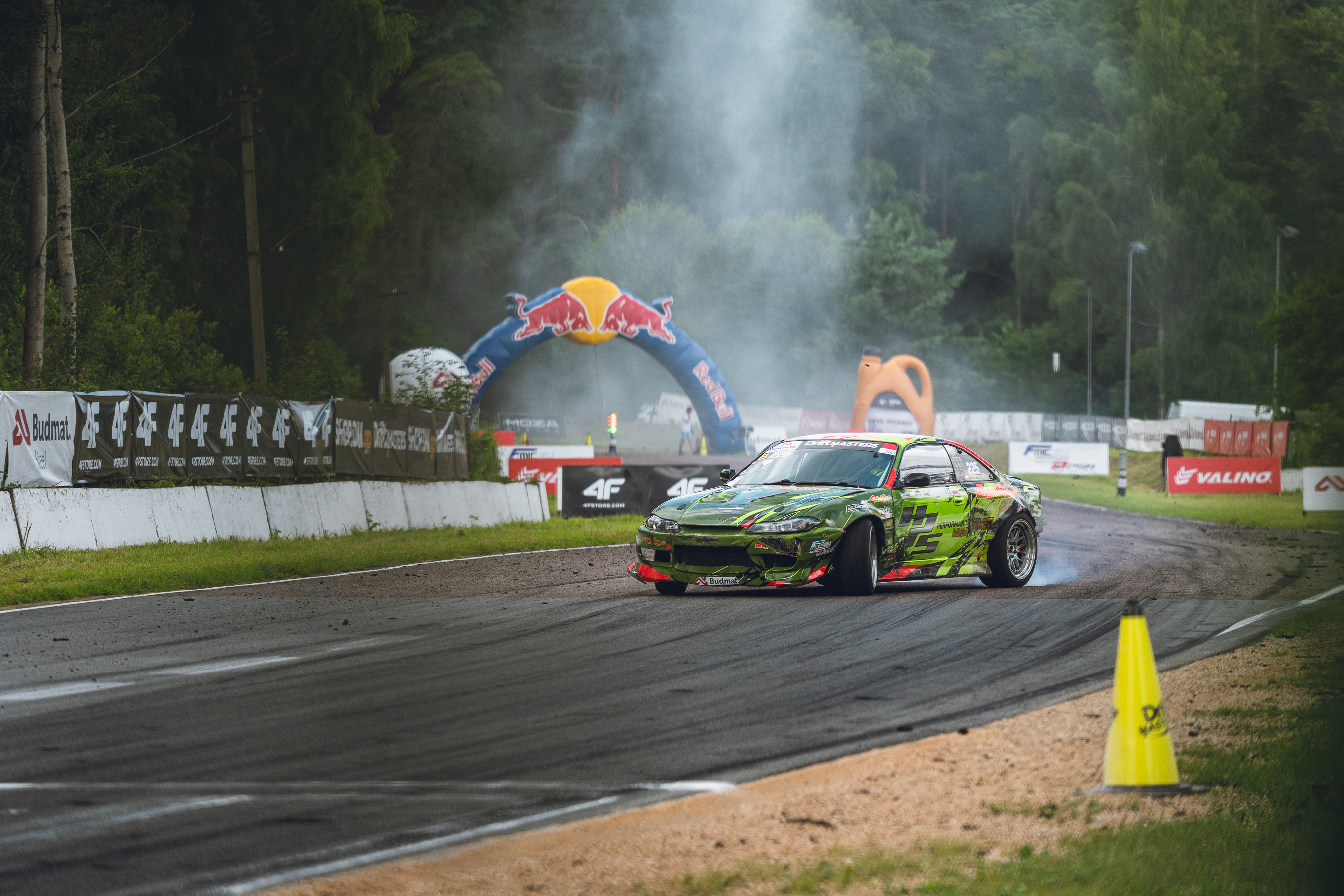 Nissan S14.9