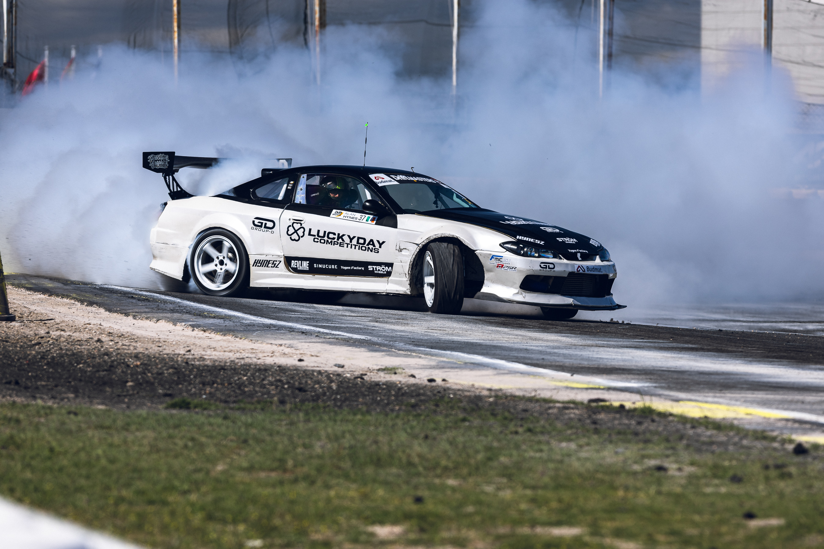 Nissan S15
