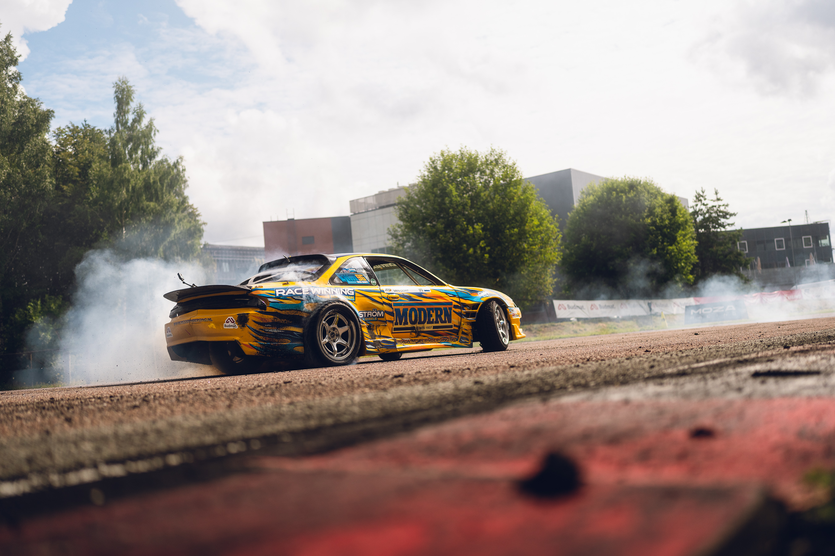 Nissan S14