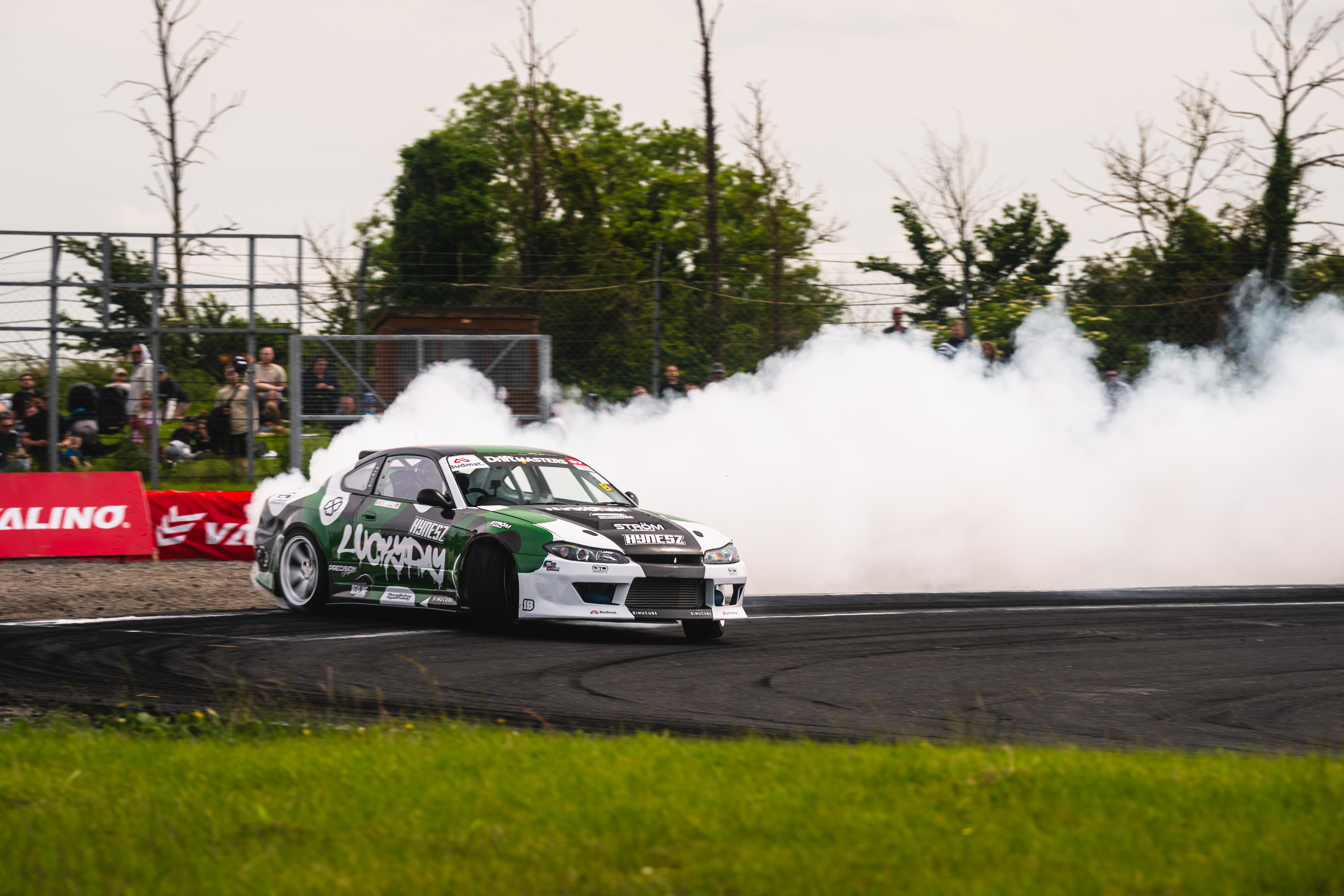 Nissan S15