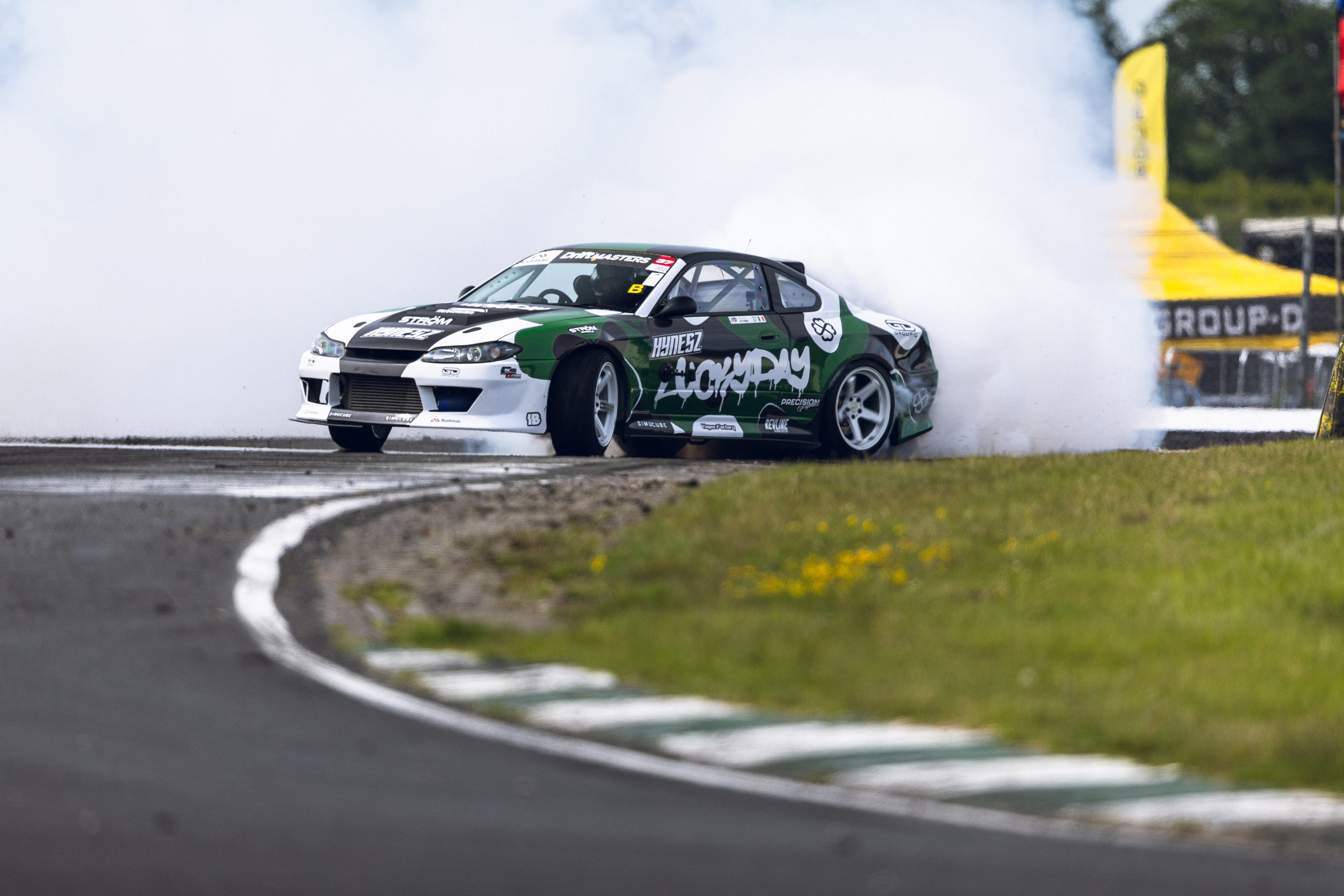 Nissan S15